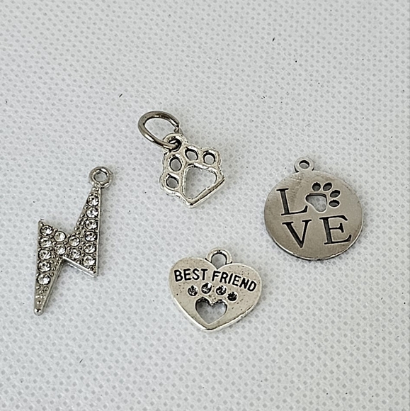 NEW! Enamel Black & White Cat "Best Cat Mom Ever" Keychain/Bag 👜🎒 Charm ~🐈‍⬛️ - Picture 8 of 8